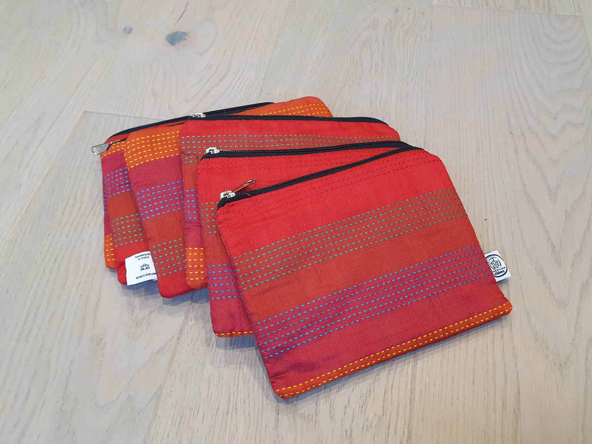 Mini zip clutch