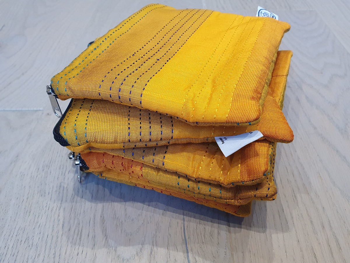 Mini zip clutch