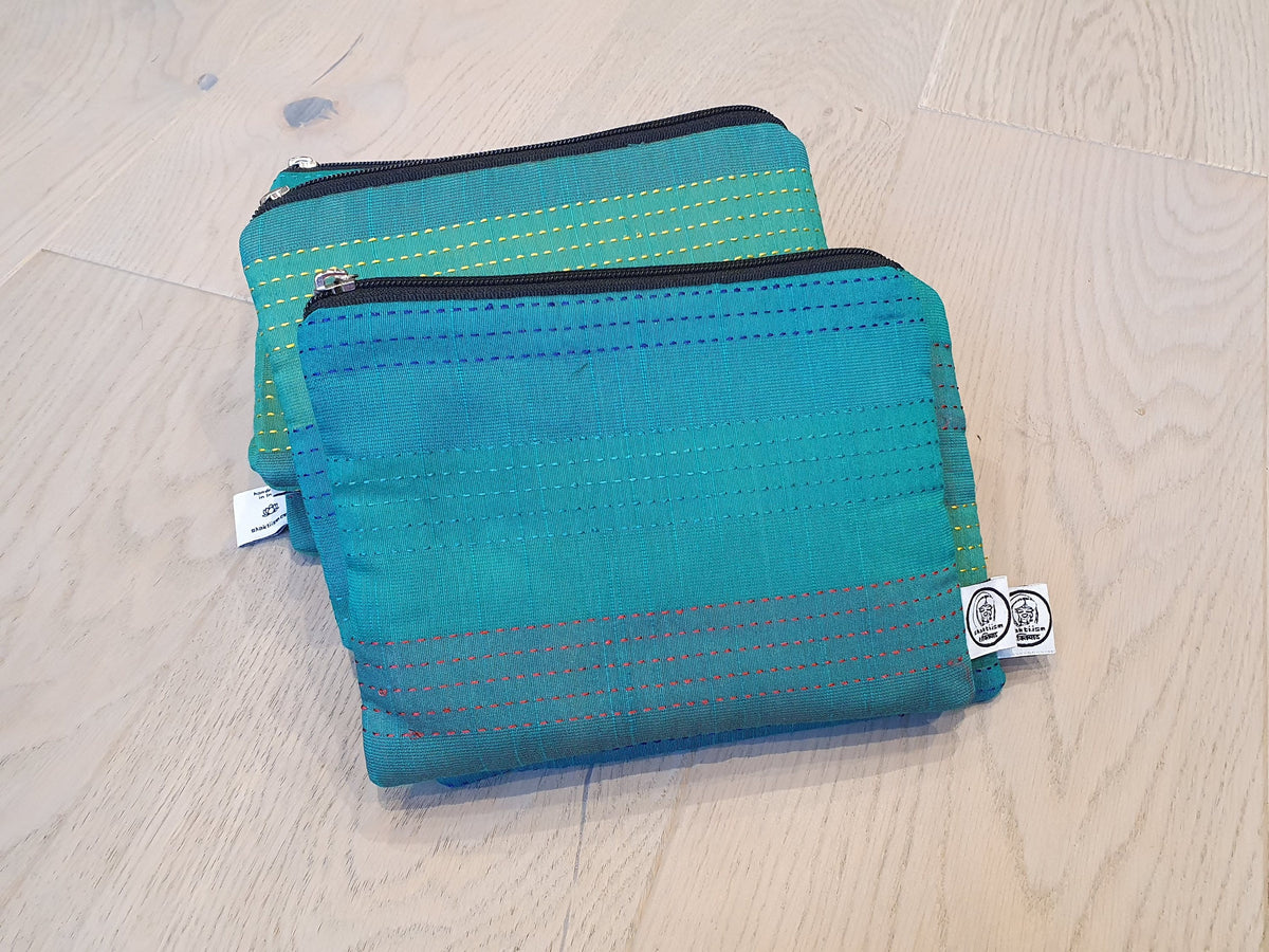 Mini zip clutch