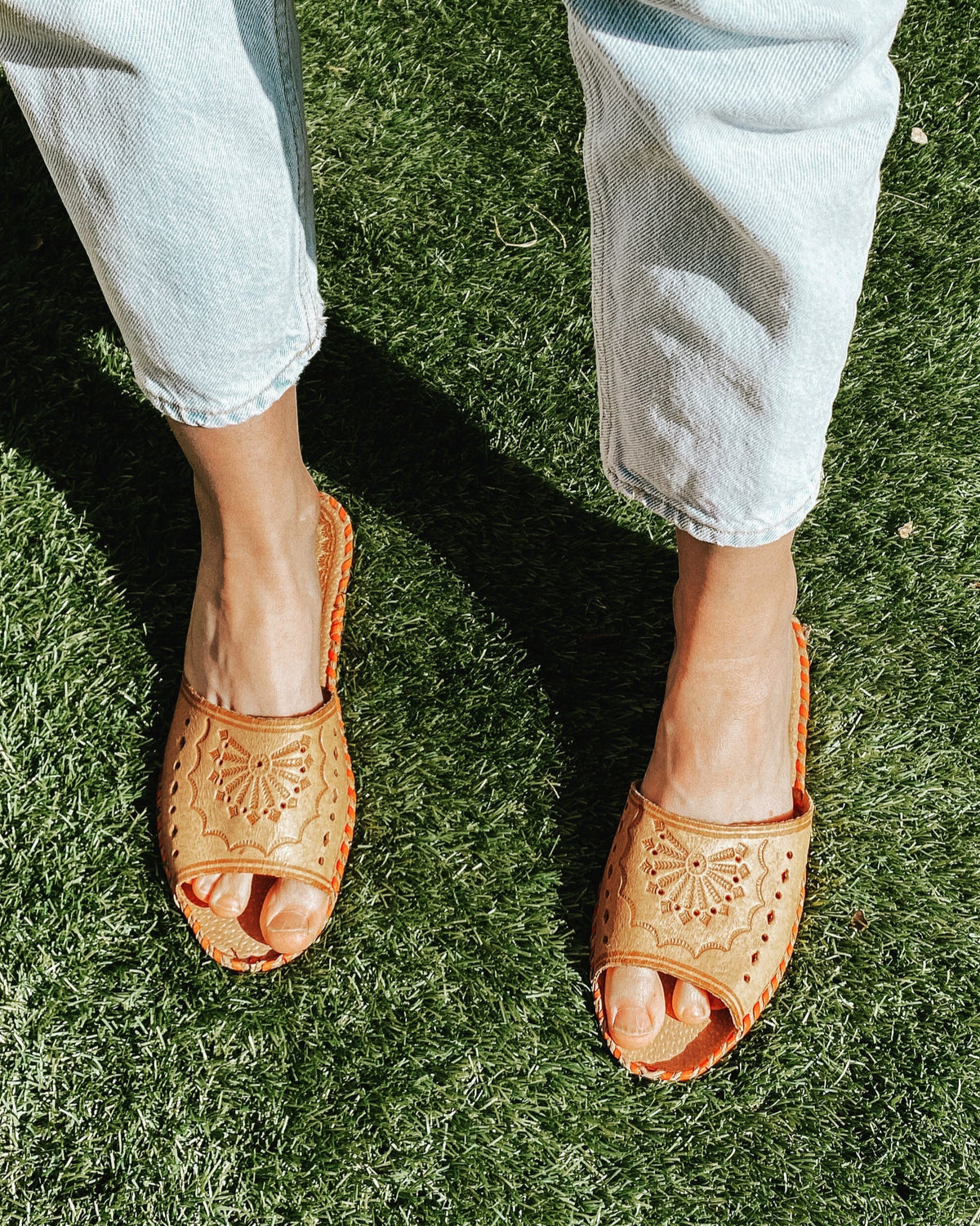 Wanderlust Open Toe Slippers