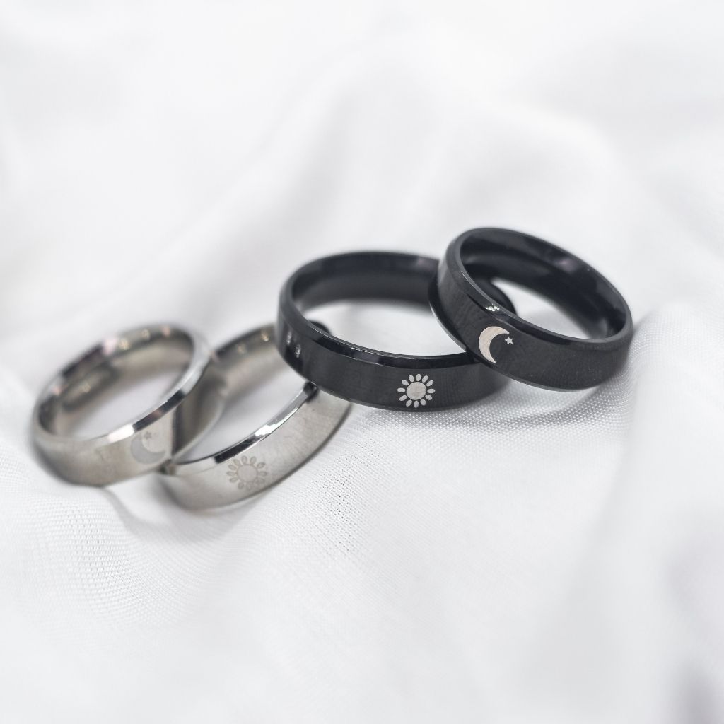 Black Band Matching Couple Moon and Sun Promise Ring set