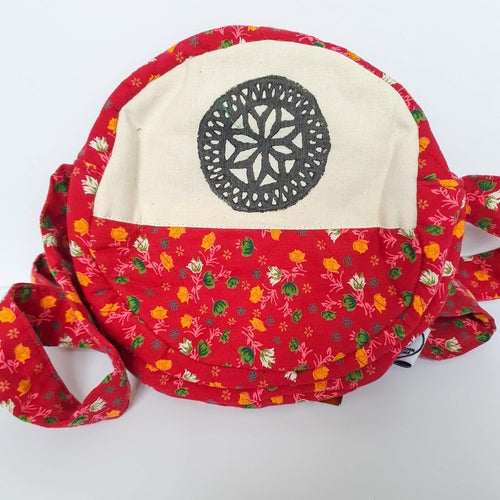 Round sari shoulder bag