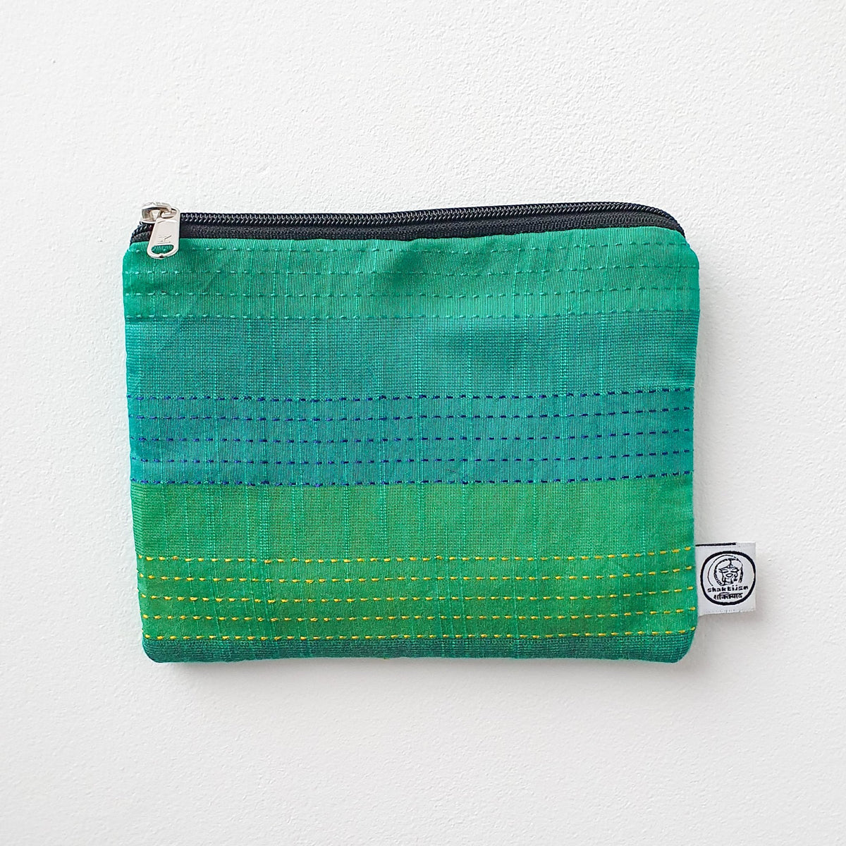 Mini zip clutch