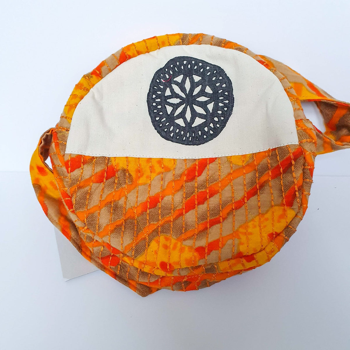 Round sari shoulder bag