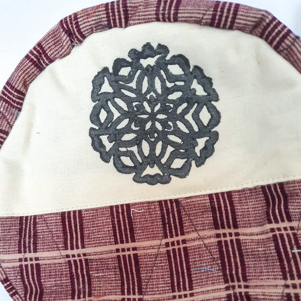 Round sari shoulder bag