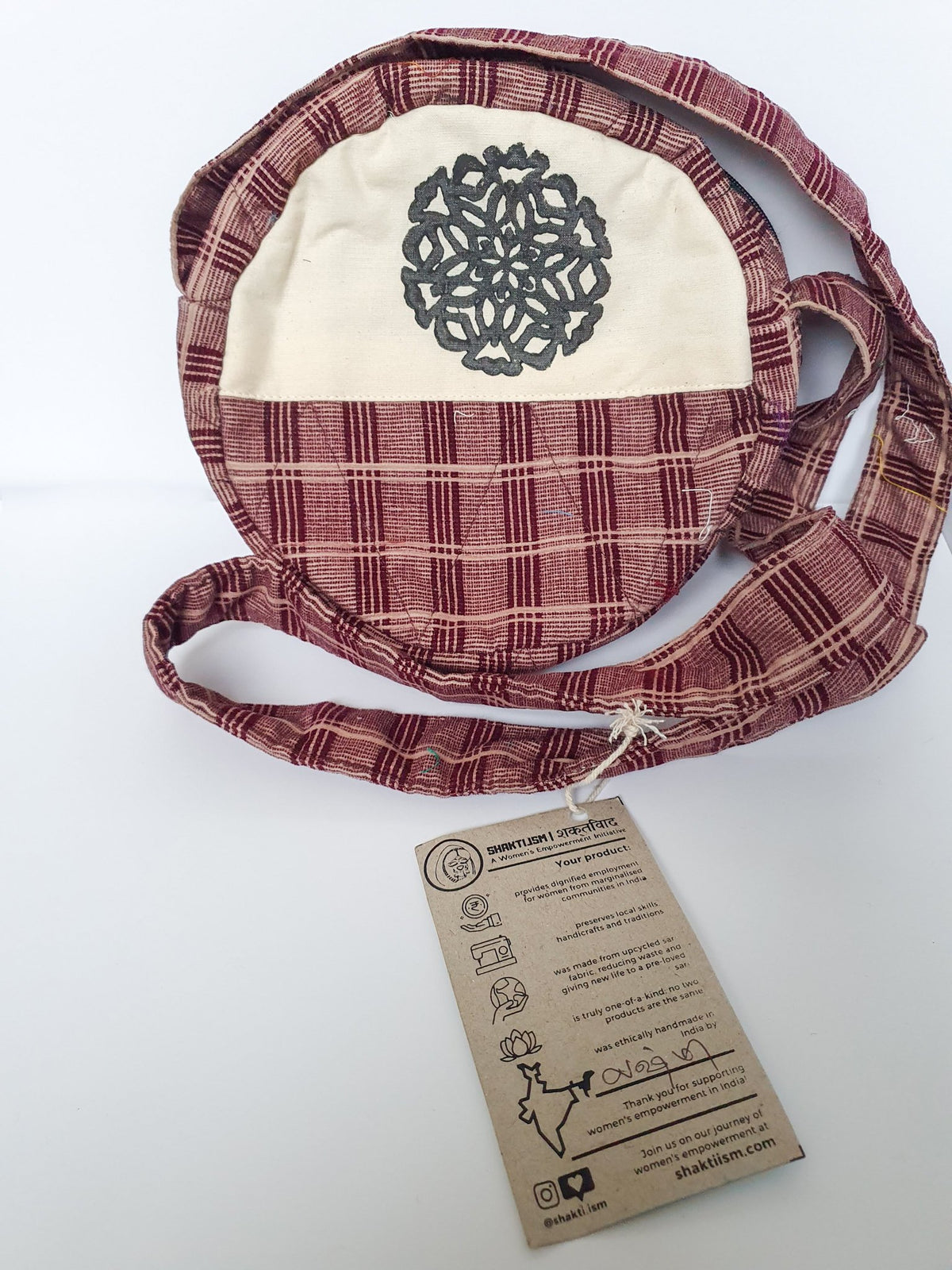 Round sari shoulder bag