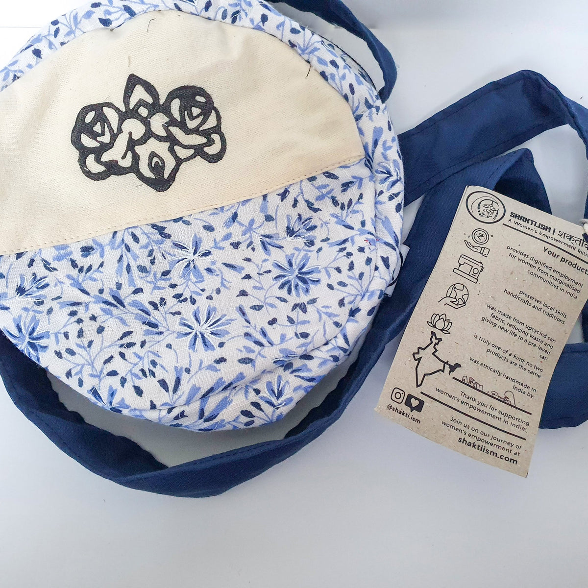 Round sari shoulder bag